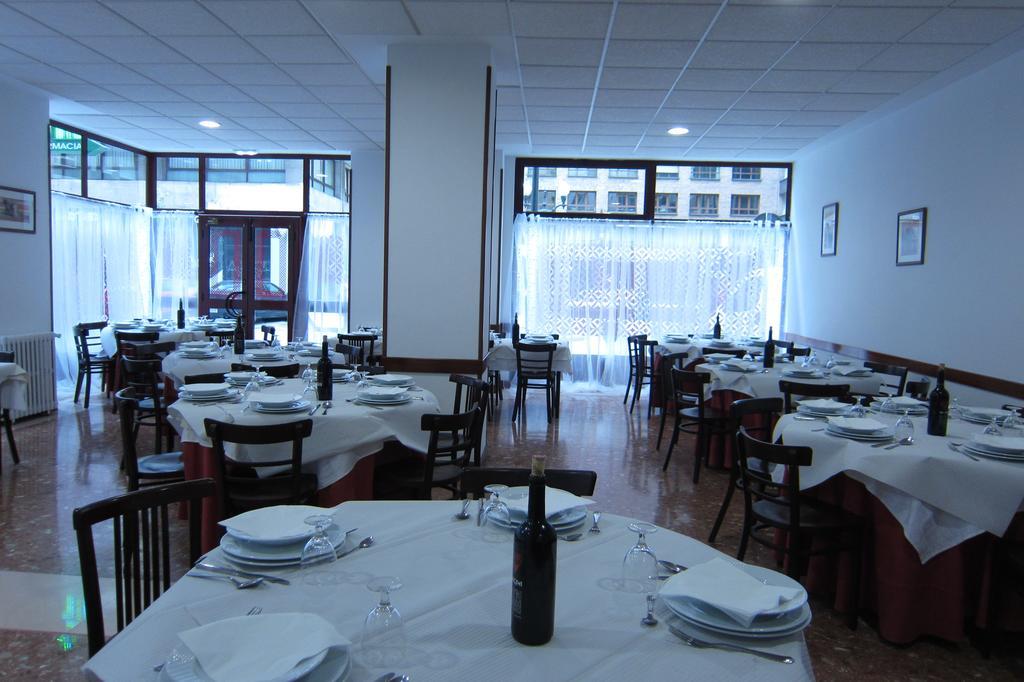 Hotel Acebos Azabache Gijón Eksteriør bilde